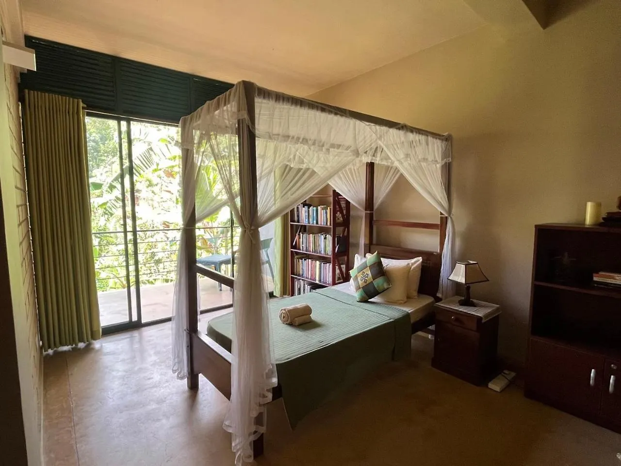 Sanatha Suwaya Vila Kandy Sri Lanca